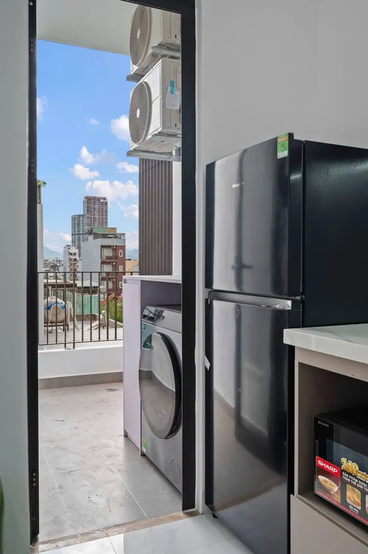 NEW APARTMENT 100% Luxurious: 1 bedroom, Living Room, Morden, Balcony.