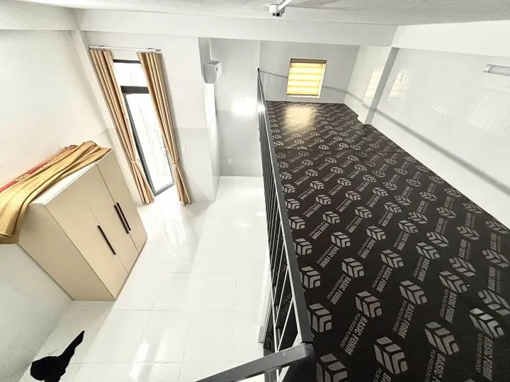 PHÒNG GÁC LỬNG NEW GẦN BIỂN MÂN THÁI BAN CÔNG SAU
