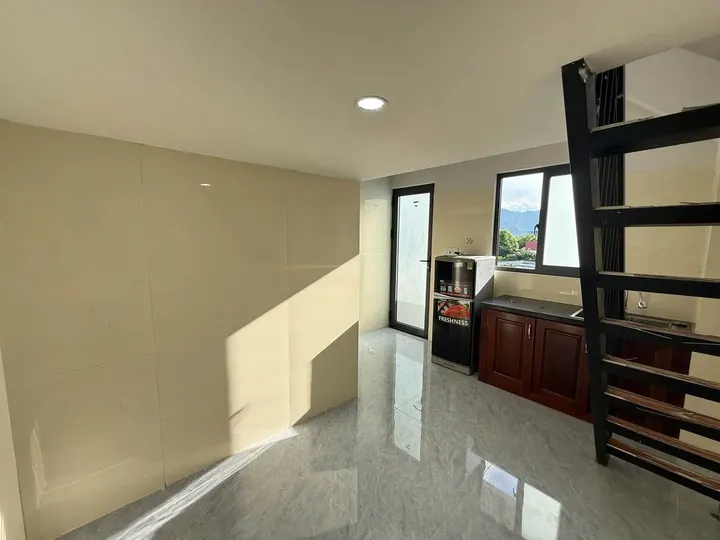 PHÒNG TRỌ GÁC LỬNG HOÀ KHÁNH NGAY ĐH SƯ PHẠM